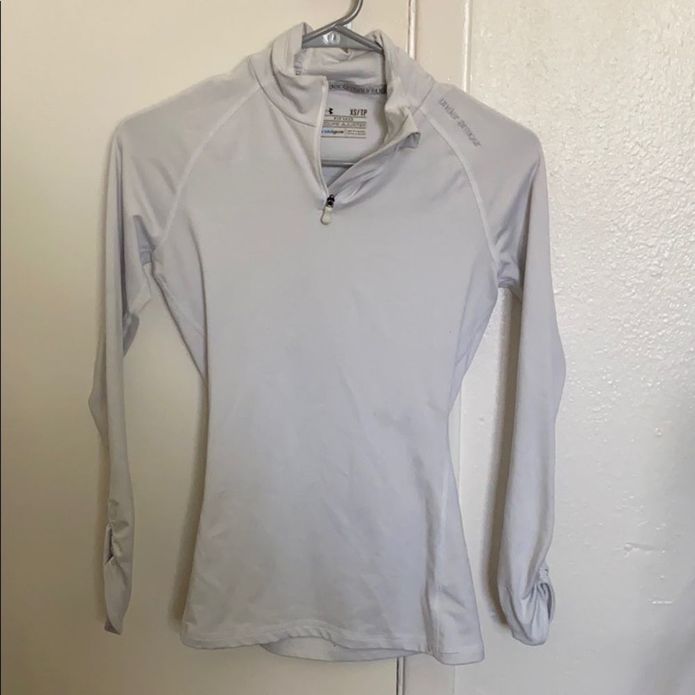 Under armor long sleeved shirt